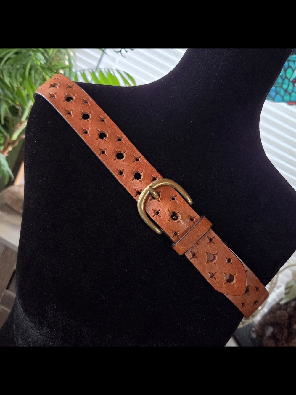 Genuine Garnet Hill Brown Leather Belt Cut-Out Star Design XS